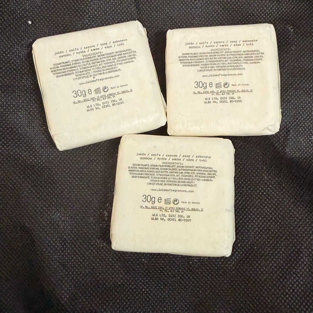 Bundle of 3 Le Labo Bergamote 22 Soap 30g - Picture 2 of 2